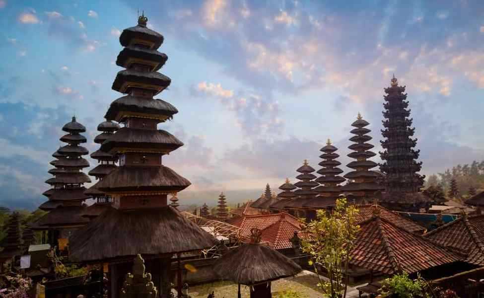wisata terkenal indonesia