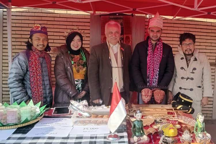 Budaya Lokal Iran yang Populer